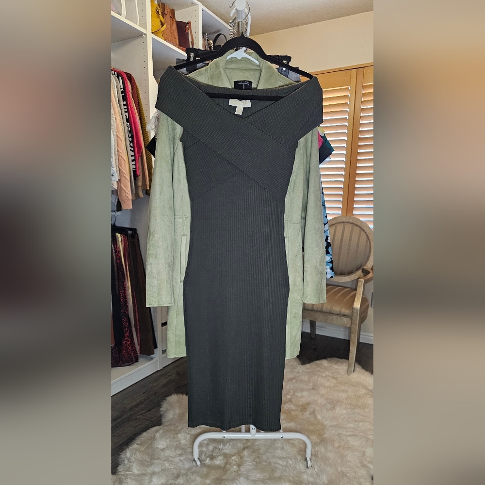 Michael Kors off the shoulder, army green midi dress. Size XS.